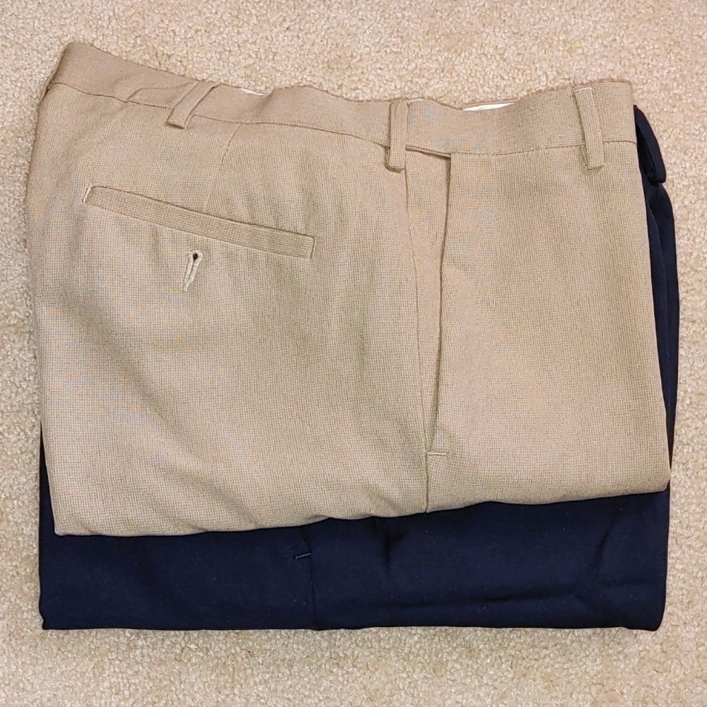 Haggar dress pants, 2 pairs 32"x 29